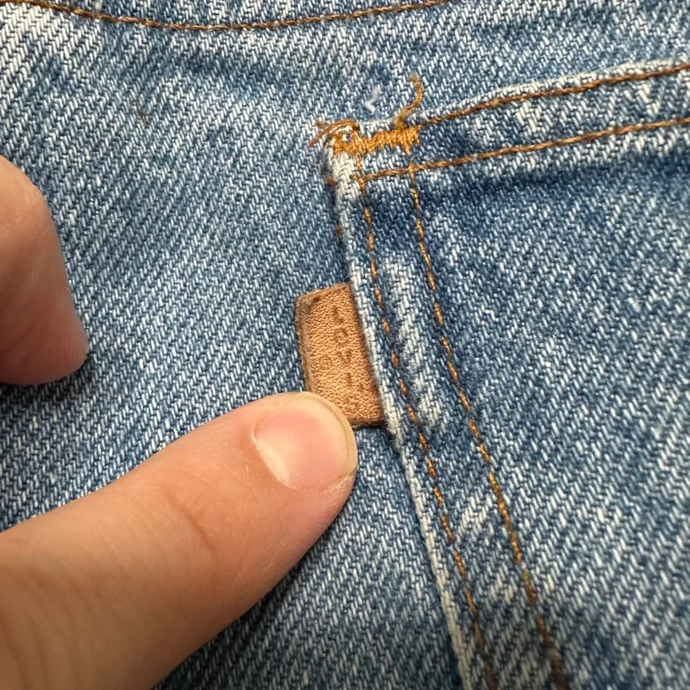 Levis 540 Mens Jeans 36x30 Vintage Made USA Relaxed Fit Leather Tab 40540-0214